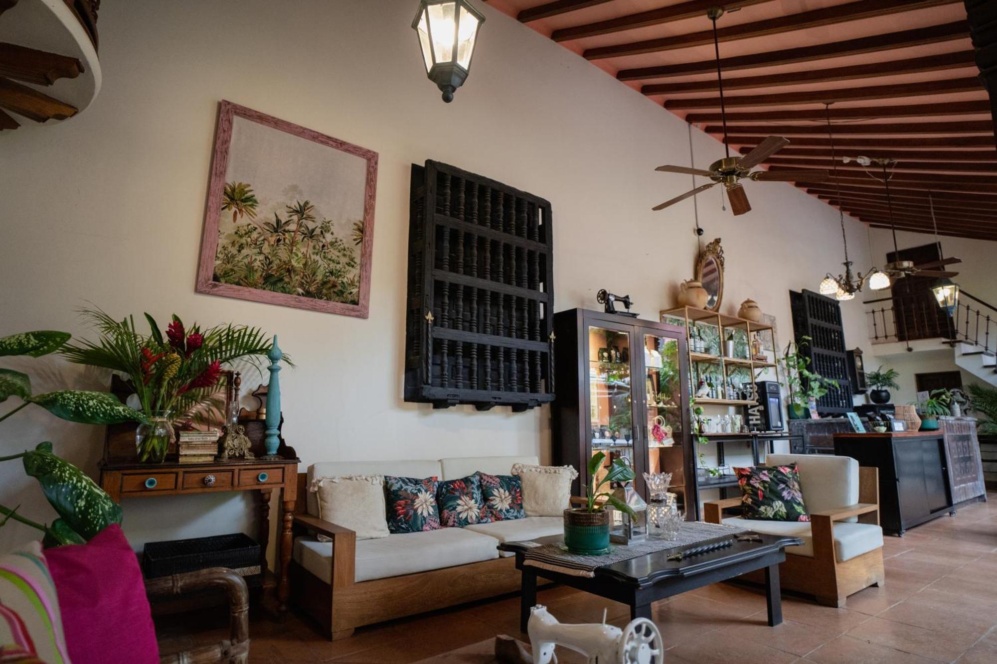 Hotel Boutique Al Alma Santa Fe de Antioquia Exteriör bild