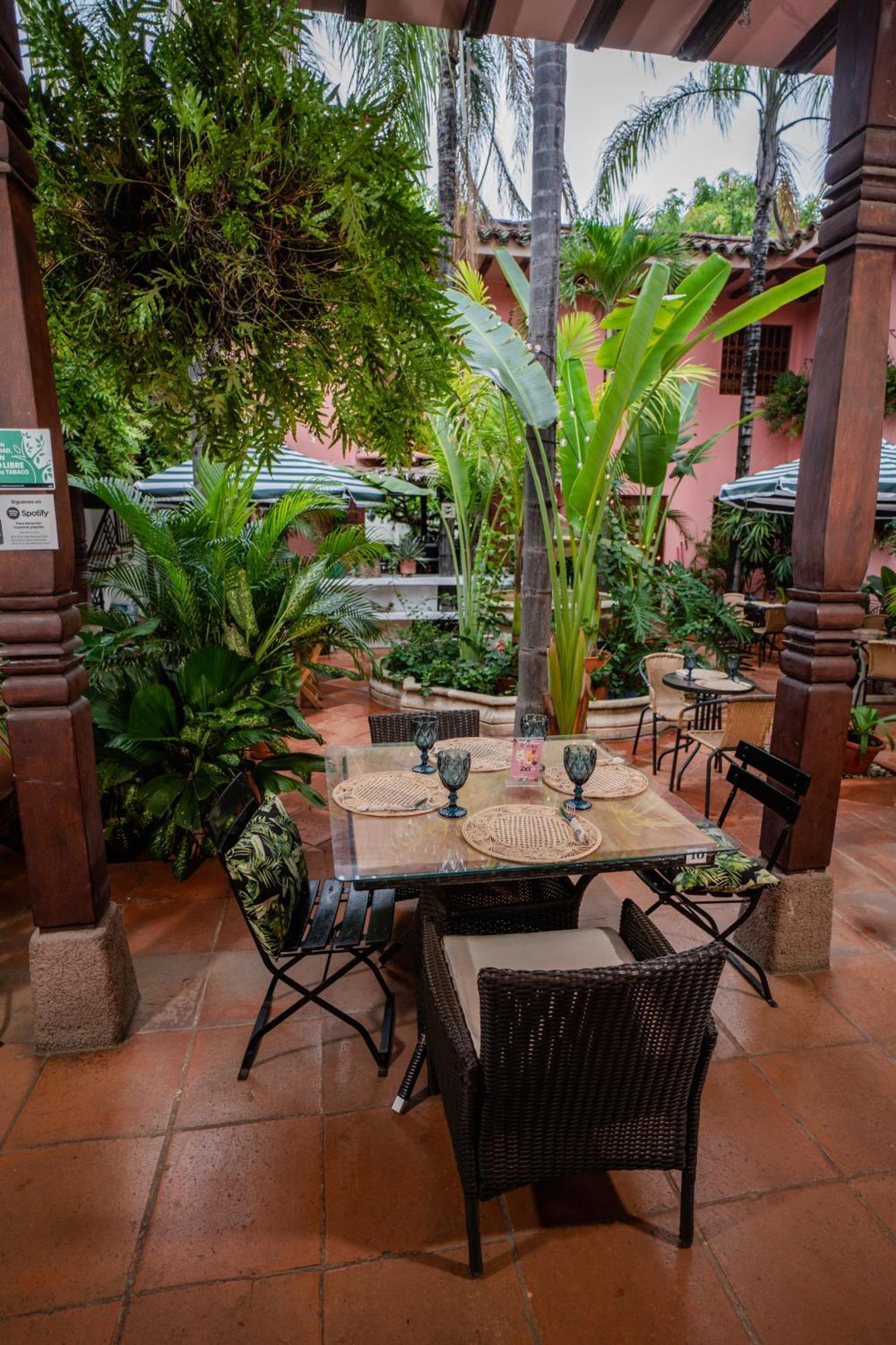 Hotel Boutique Al Alma Santa Fe de Antioquia Exteriör bild