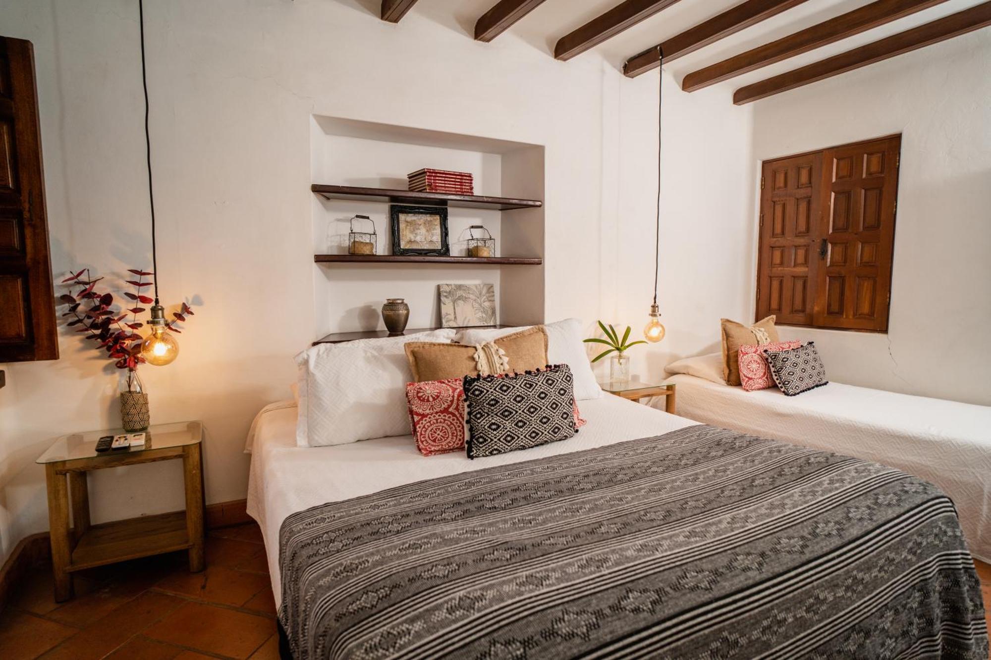 Hotel Boutique Al Alma Santa Fe de Antioquia Exteriör bild