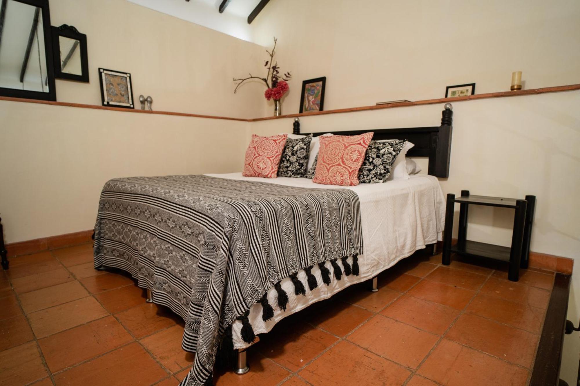 Hotel Boutique Al Alma Santa Fe de Antioquia Exteriör bild